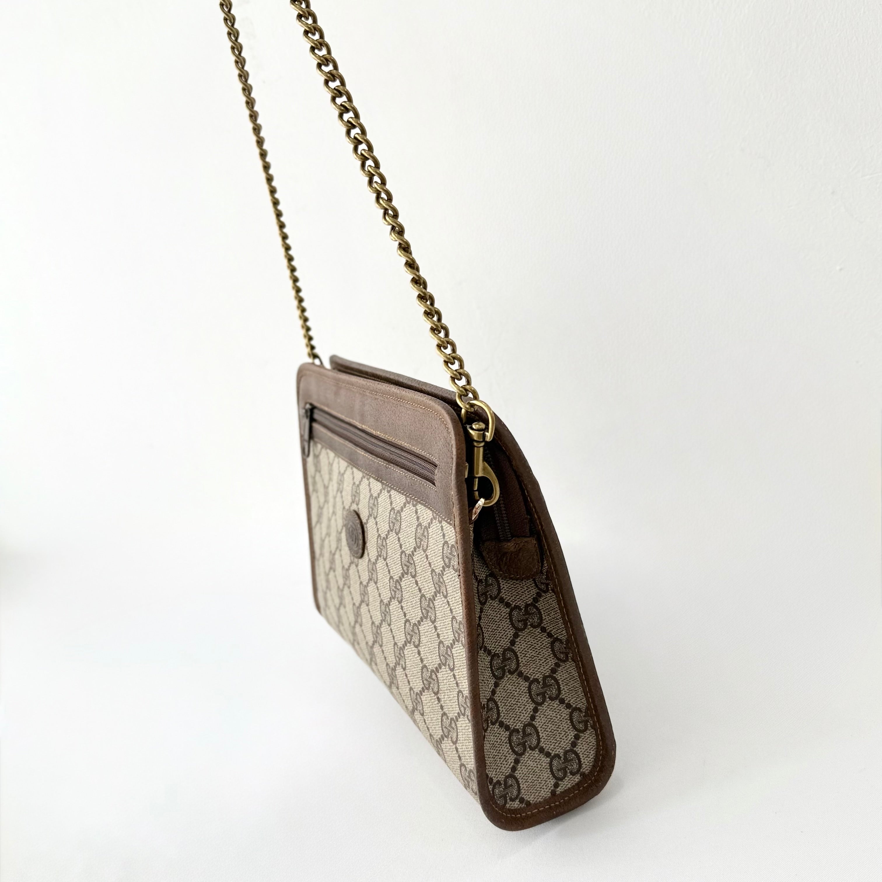 GUCCI GG Supreme Pochette Bag