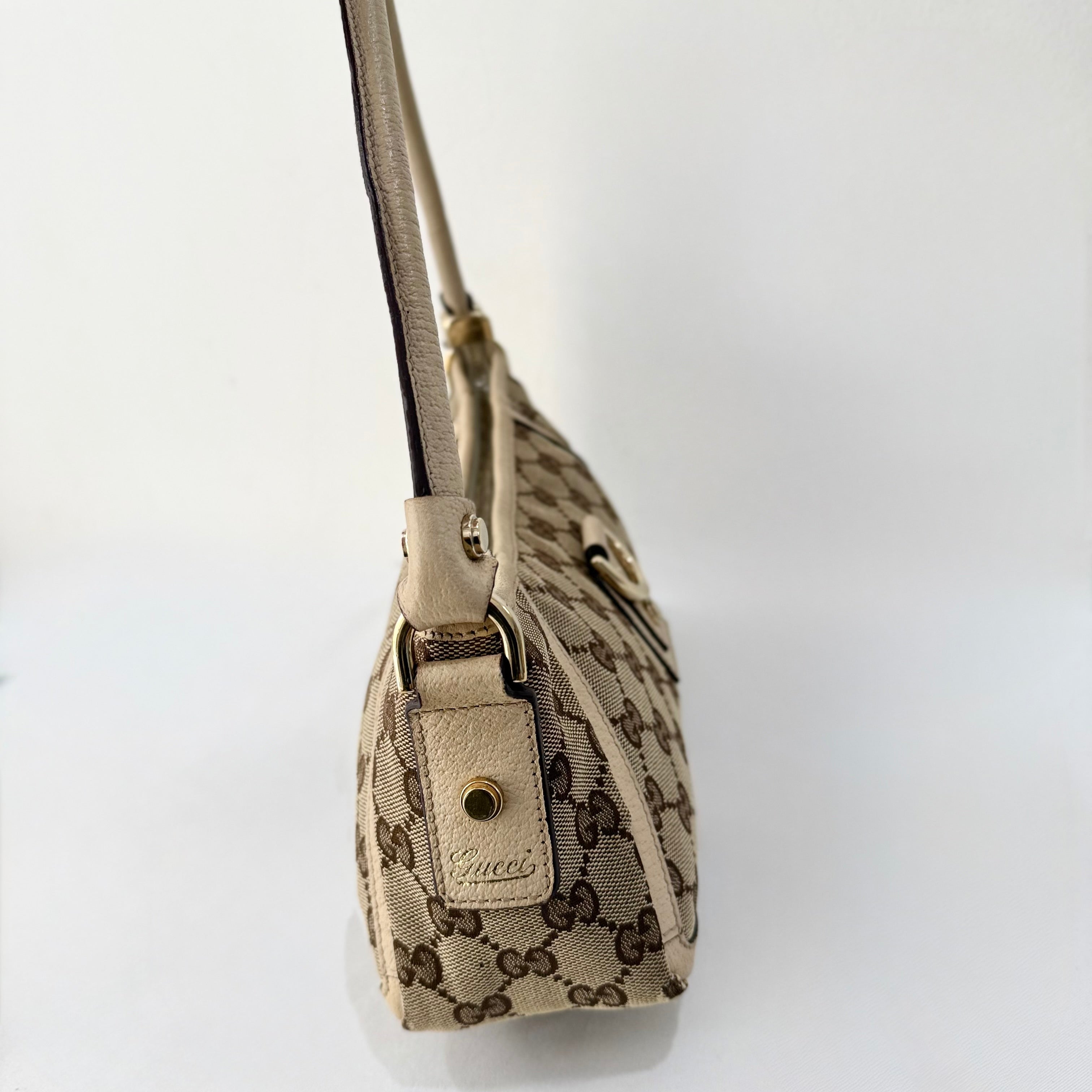 Gucci Beige GG Canvas Abbey D-Ring Pochette