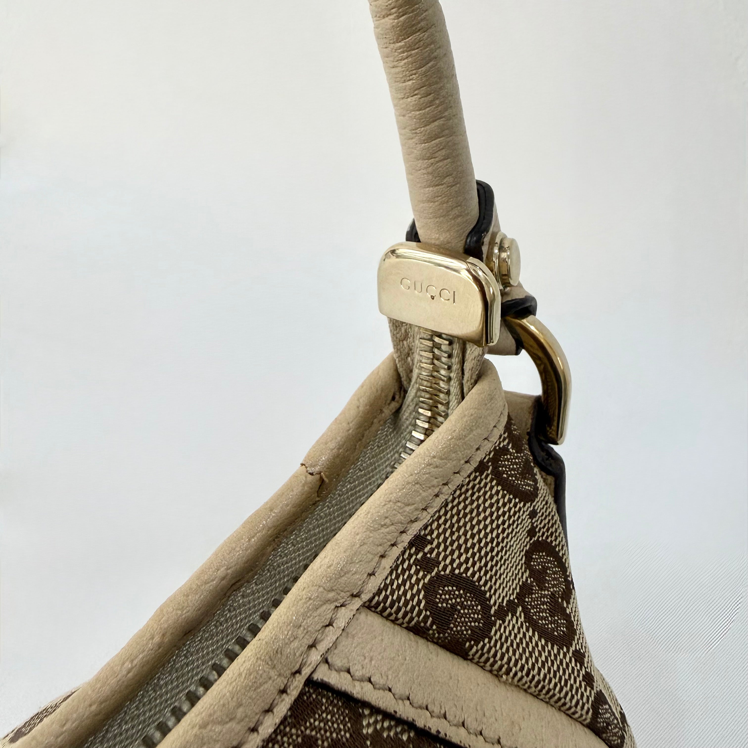 Gucci Beige GG Canvas Abbey D-Ring Pochette