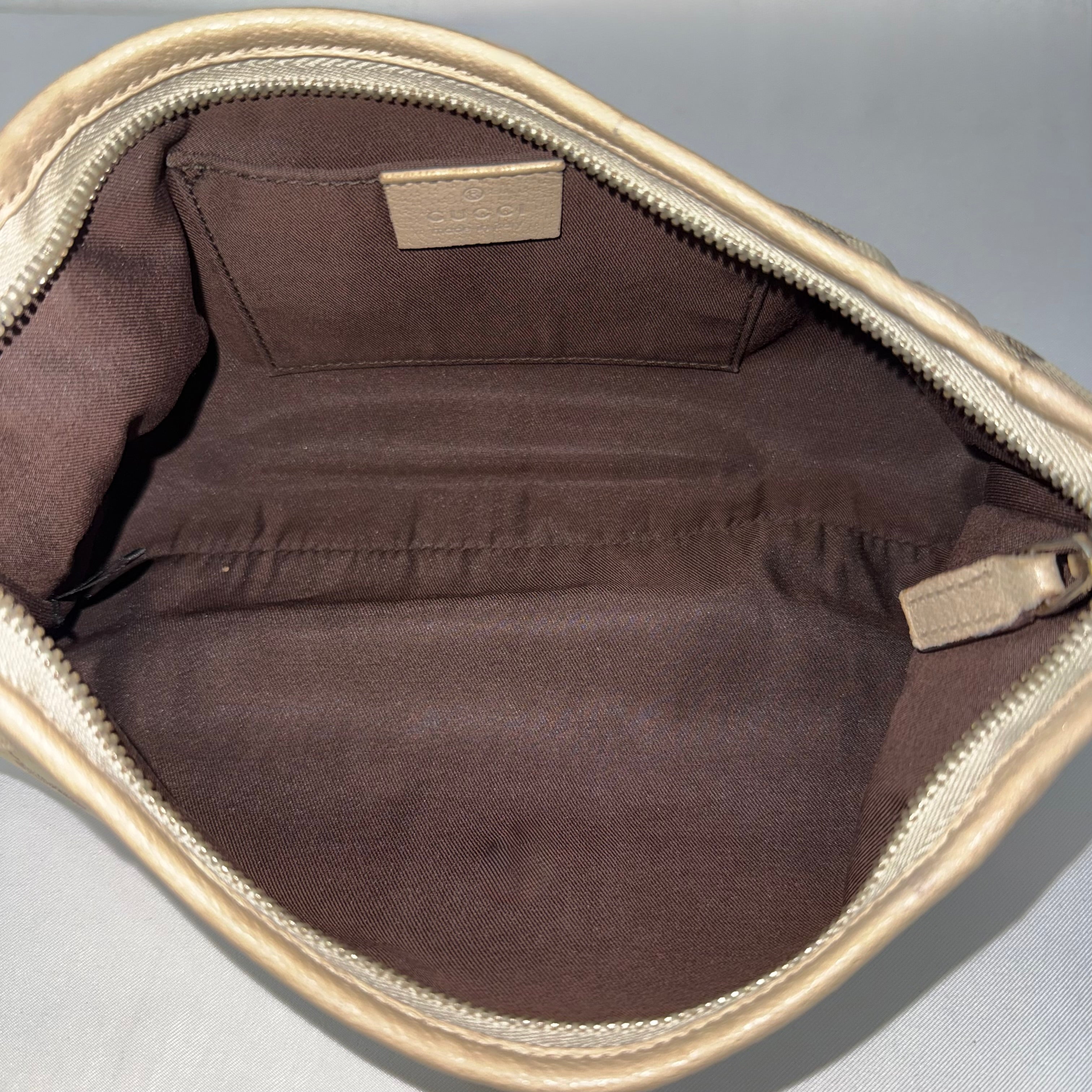 Gucci Beige GG Canvas Abbey D-Ring Pochette