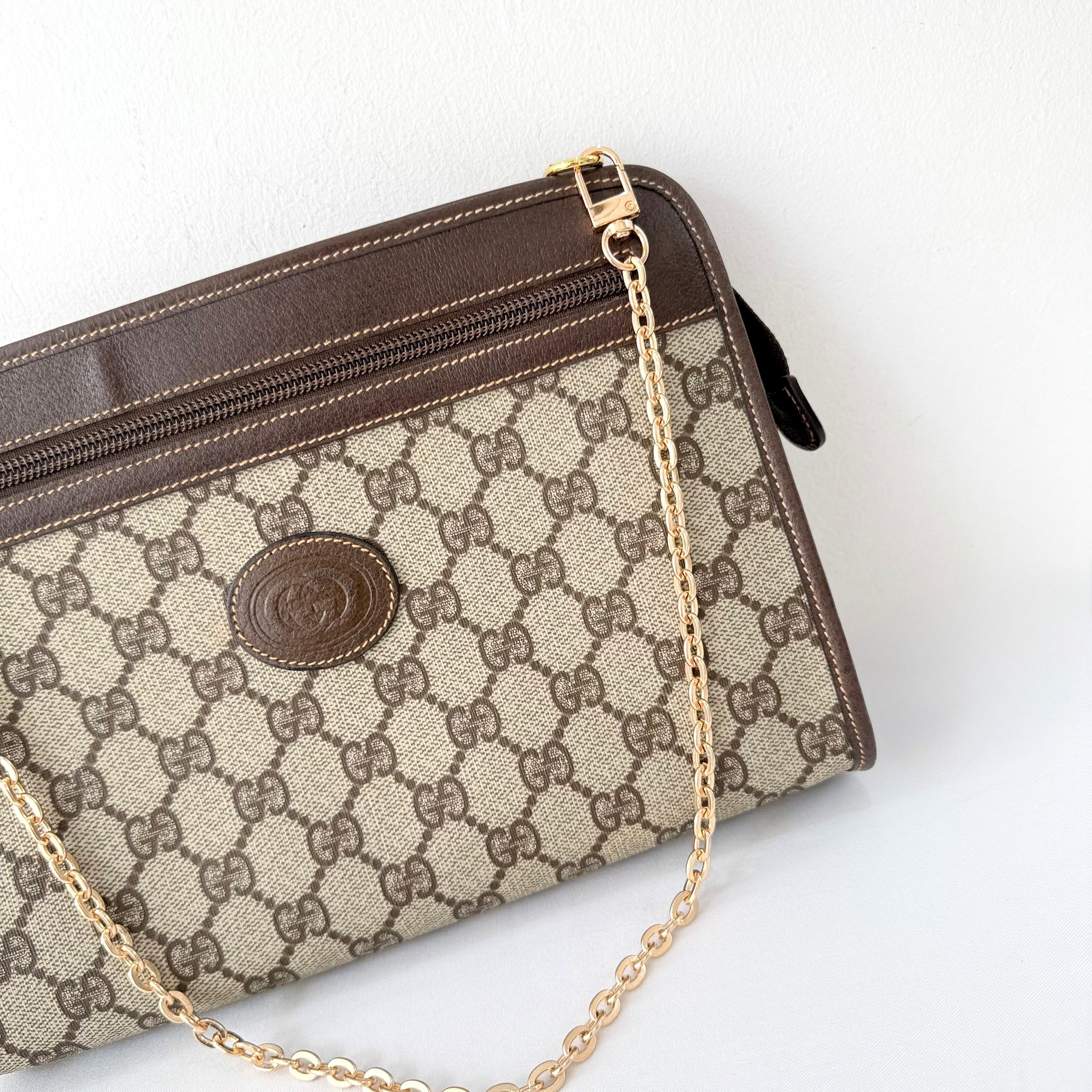 GUCCI GG Supreme Pochette Bag