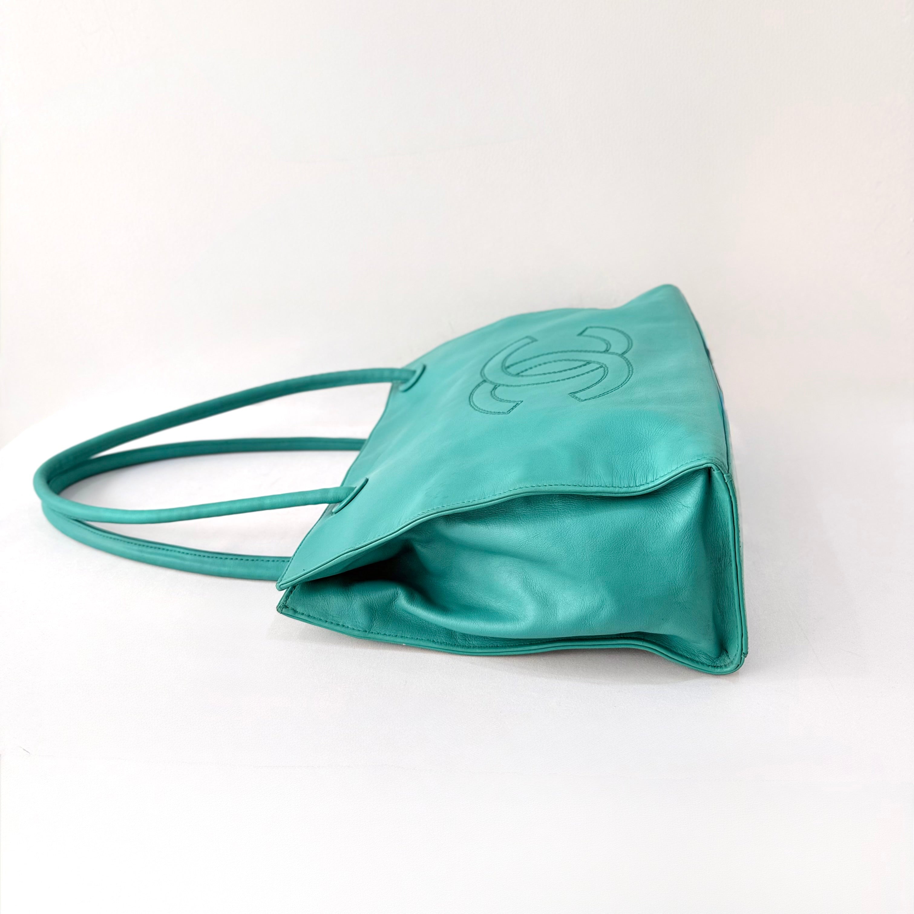 CHANEL COCO Logo Lamb Skin Turquoise Shoulder Bag 