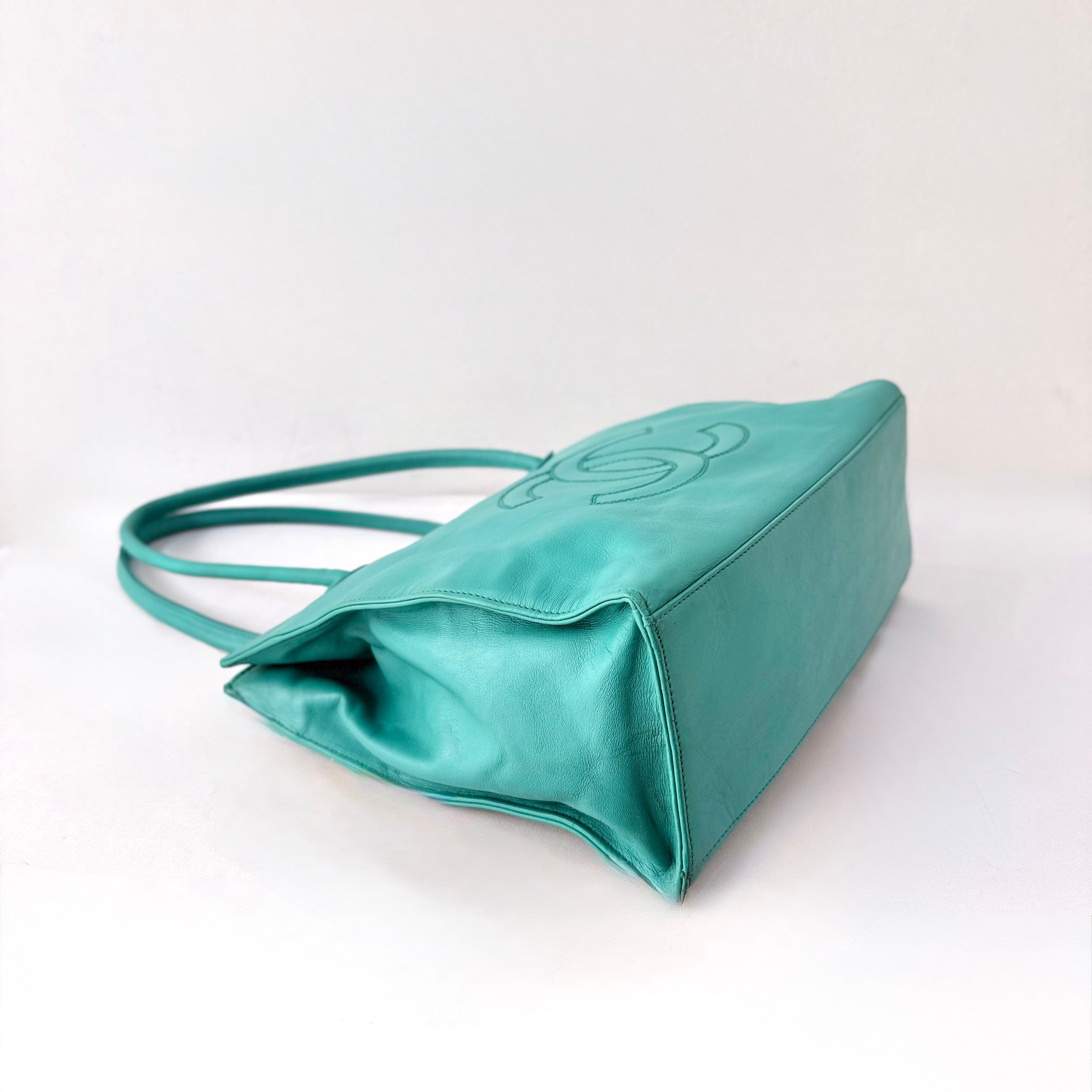 CHANEL COCO Logo Lamb Skin Turquoise Shoulder Bag 