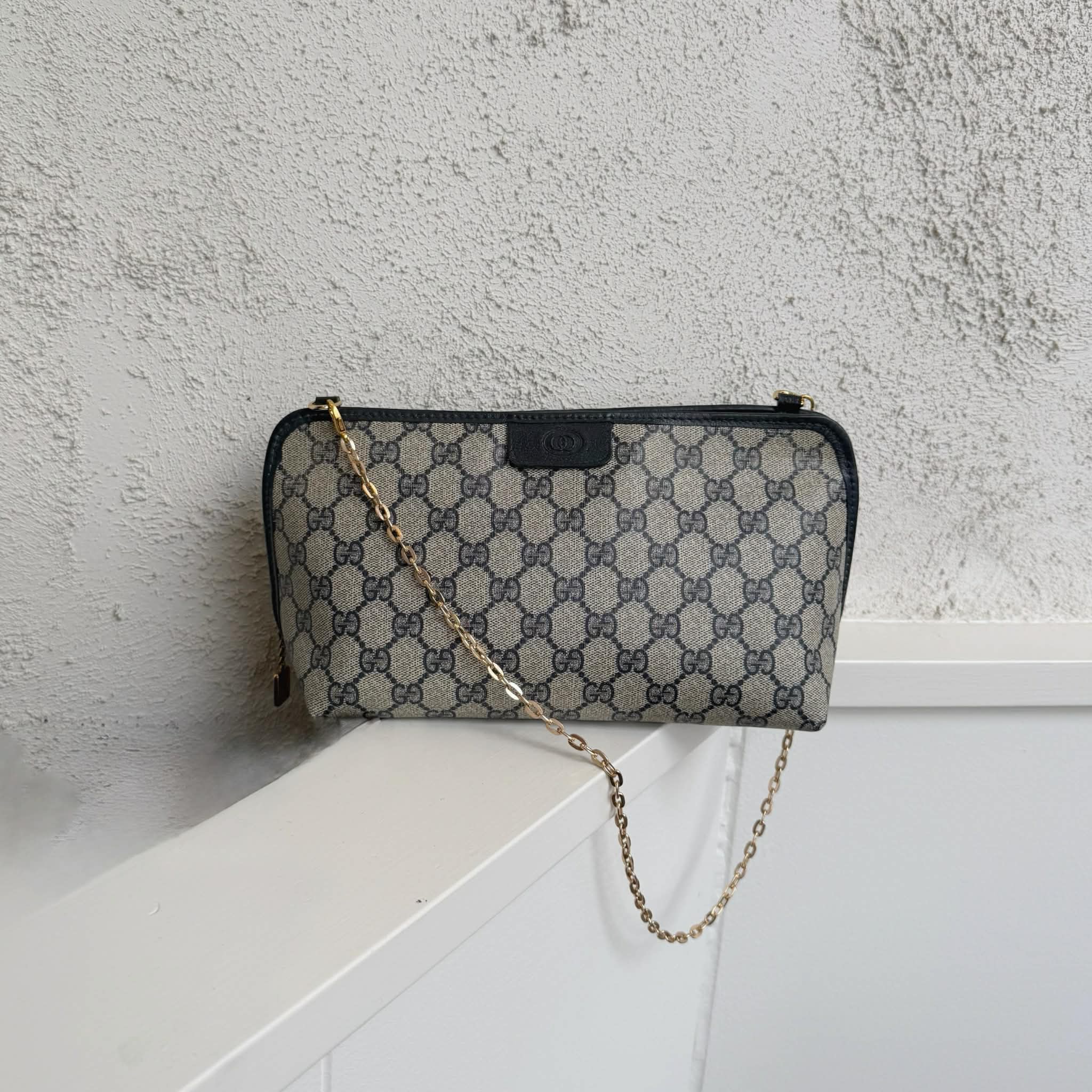 Gucci GG Supreme Navy Blue Pochette