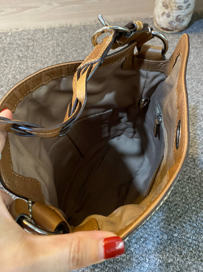 Coach Chelsea Optic Signature Hobo Handbag Tan Brown