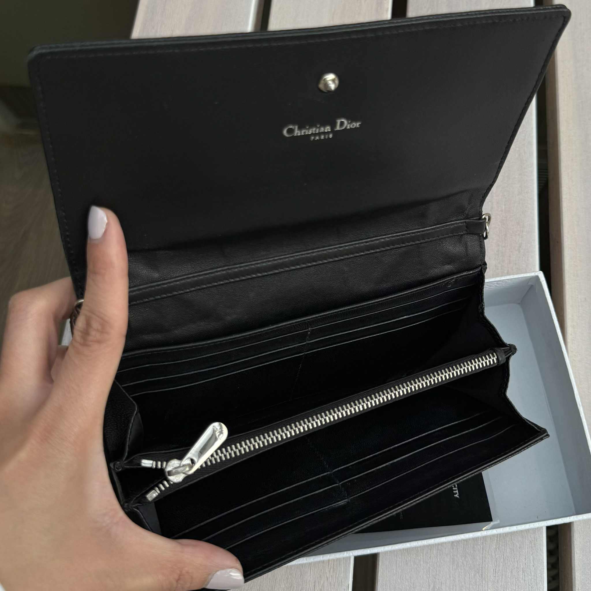 Dior Diorama Wallet on Chain