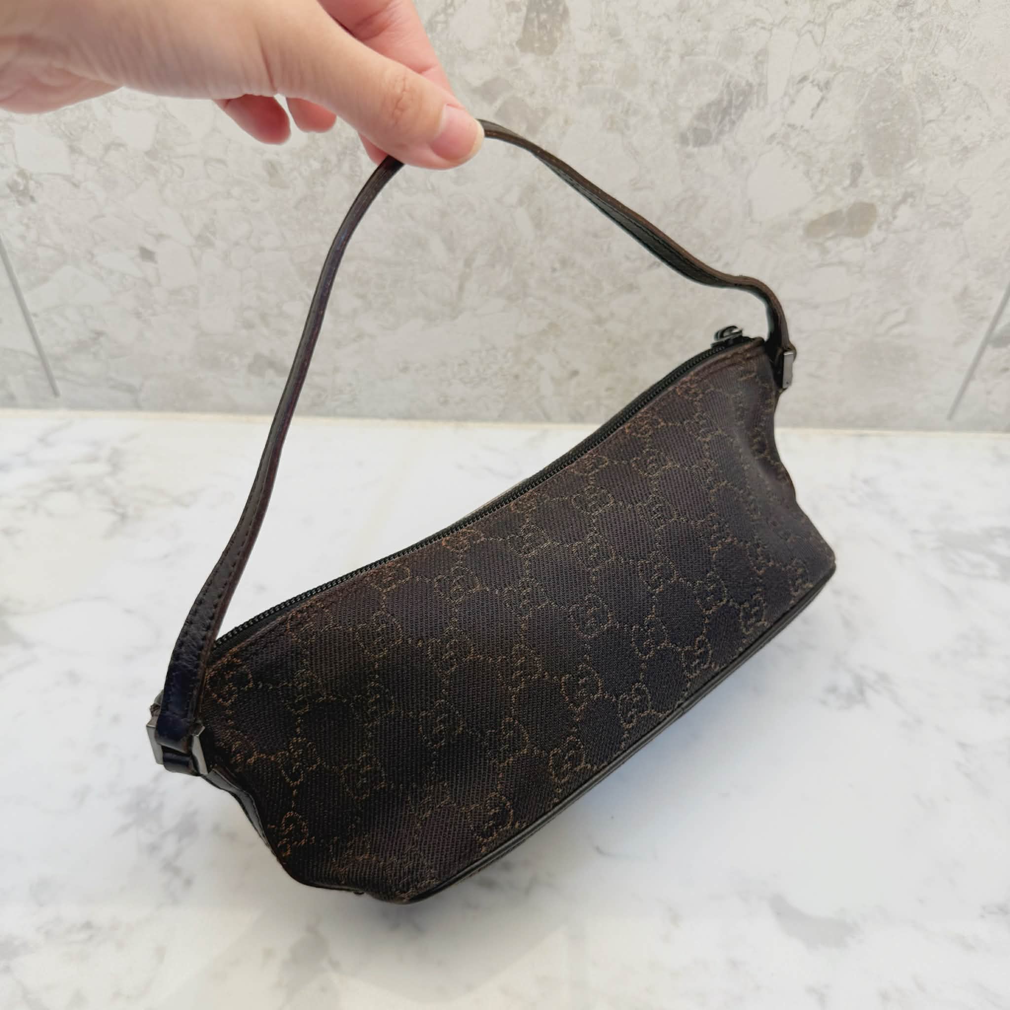Gucci Vintage Boat Baguette