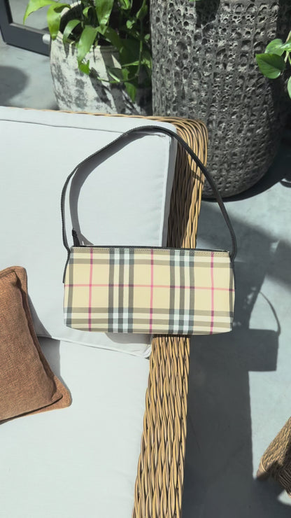 BURBERRY NOVA CHECK BAGUETTE BAG